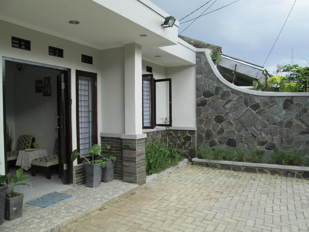 Elenor'S Home Bandung Exterior photo